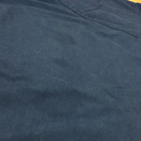 Bundle of two scrub tops - Picture 7 of 7